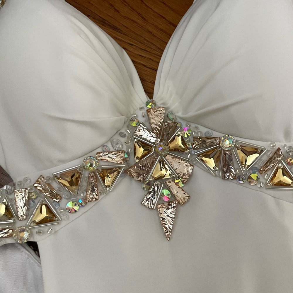 STUNNING White Tony Bowls PROM Dress - Picture 11 of 16